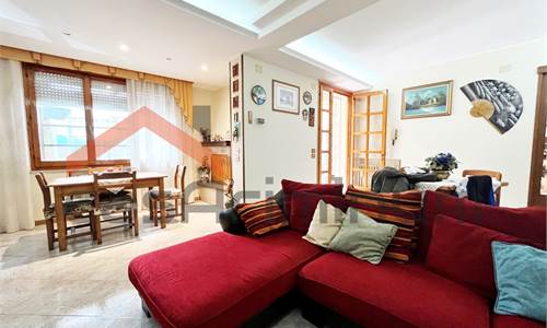 Casa singola In Vendita a Rimini